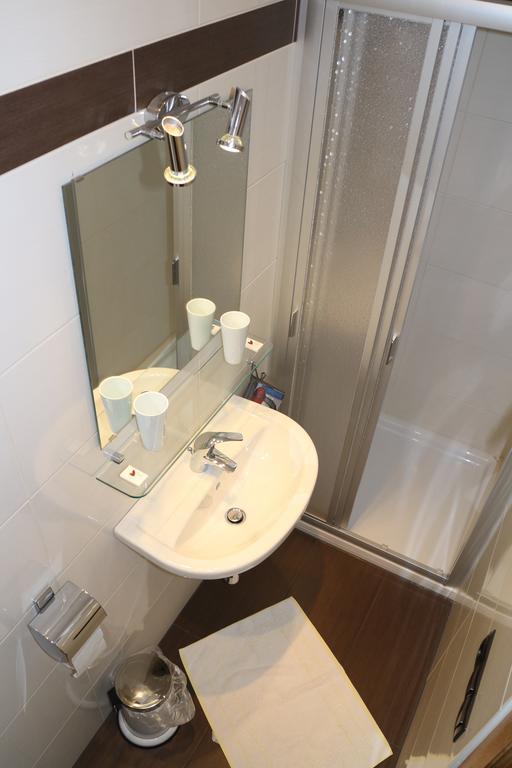 Hotel Enzianbrenner Jenig Pokój zdjęcie
